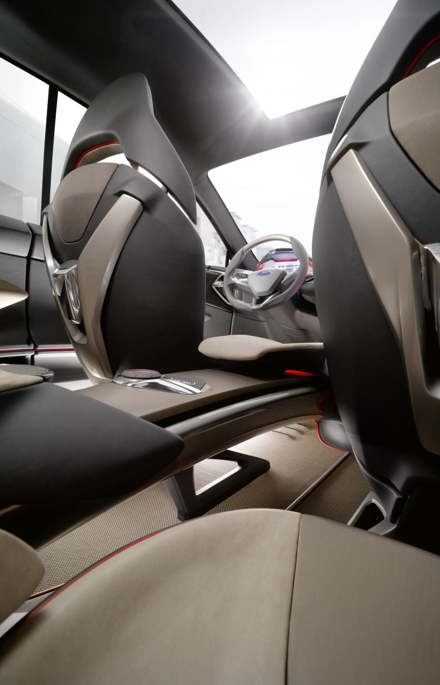  Ford Vertrek Concept 2011 года  (фото 28 из 49)
